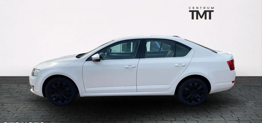 Skoda Octavia cena 48900 przebieg: 204955, rok produkcji 2014 z Gołańcz małe 37